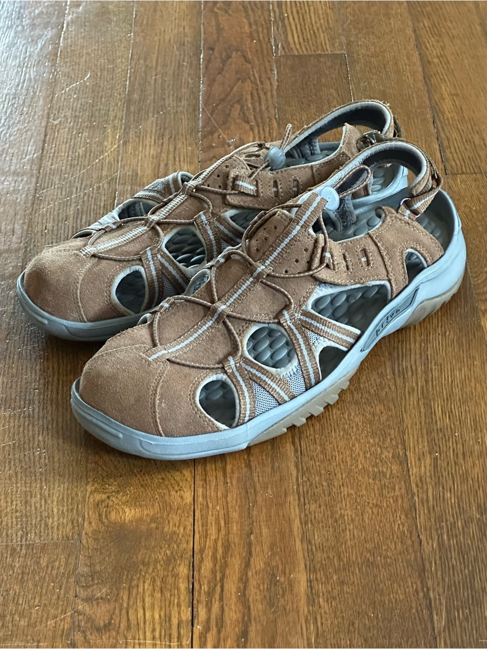 Women's Fisherman Sandals Leather Sz 10 EUC